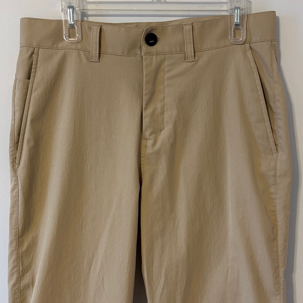 lululemon athletica Men's Tan Stretch Chino Pants